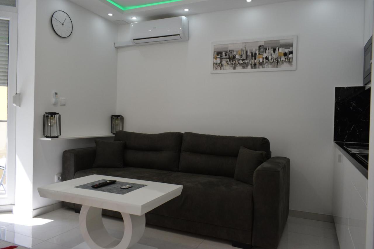 Apartmani K&V Veliko Gradiste Exterior photo