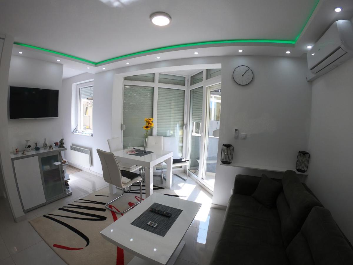 Apartmani K&V Veliko Gradiste Exterior photo
